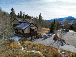 House, 4 Bedrooms | Exterior