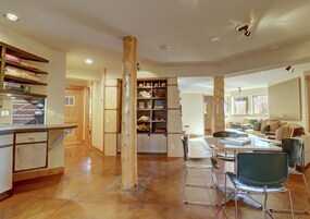 House, 4 Bedrooms | Dining