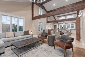 Rumah, 3 kamar tidur | Area keluarga | Smart TV