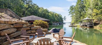 NYE Special! Newly built Home with Hot Tub, Fire Pit, King Beds, Sleeps 12!