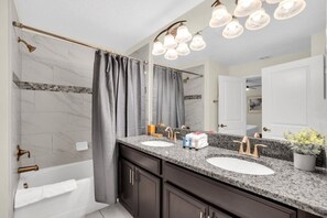 Townhome, 4 Bedrooms | Bathroom - 4804crusoe 4 Bedroom Townhouse (Kissimmee)
