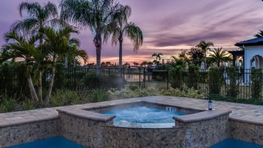 Space For18 Guest Reunion Resort 7 Bed 7.5 Bath 7 Bedroom Villa