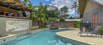 Pure Magnetic Villa 10