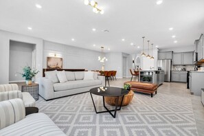 Villa, flere soverom | Oppholdsområde