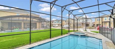 Villa, varias habitaciones | Piscina | Una piscina climatizada