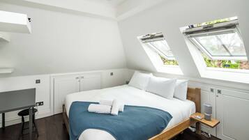 Classic Apartment, Balcony | 1 bedroom, iron/ironing board, free WiFi