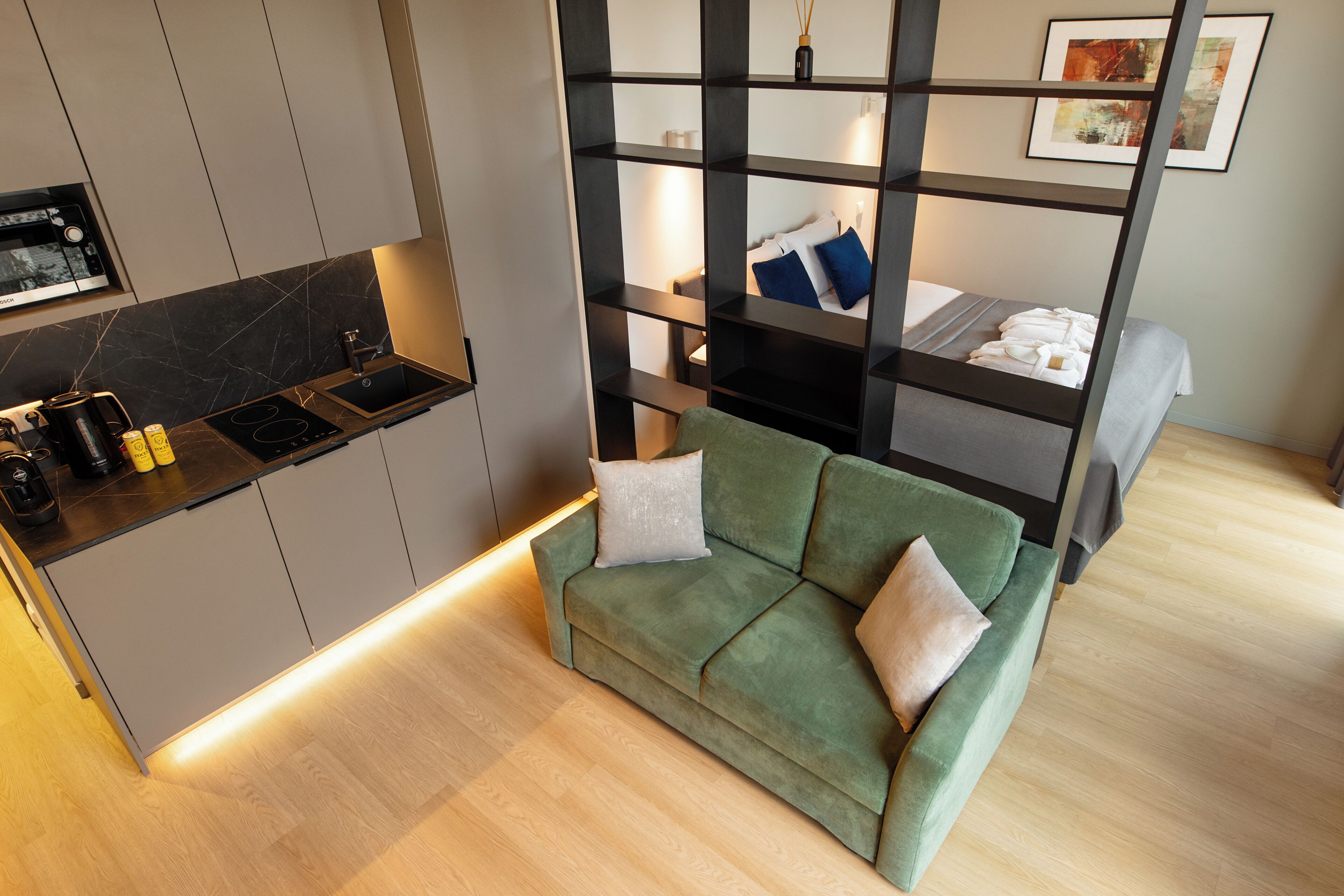 Suite Economy | Postazione laptop, tende oscuranti, insonorizzazione