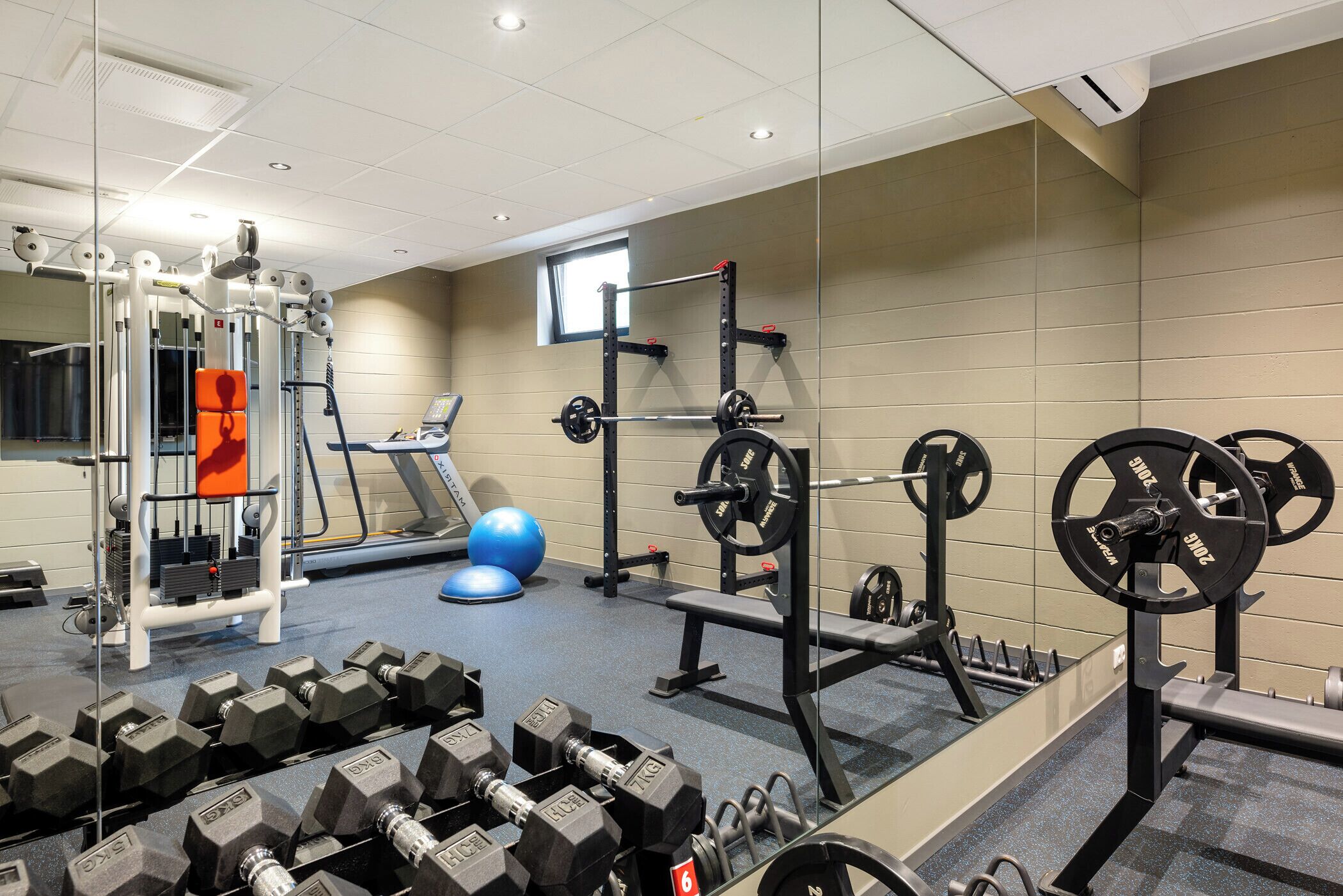 Photo - Hessnery Hotel