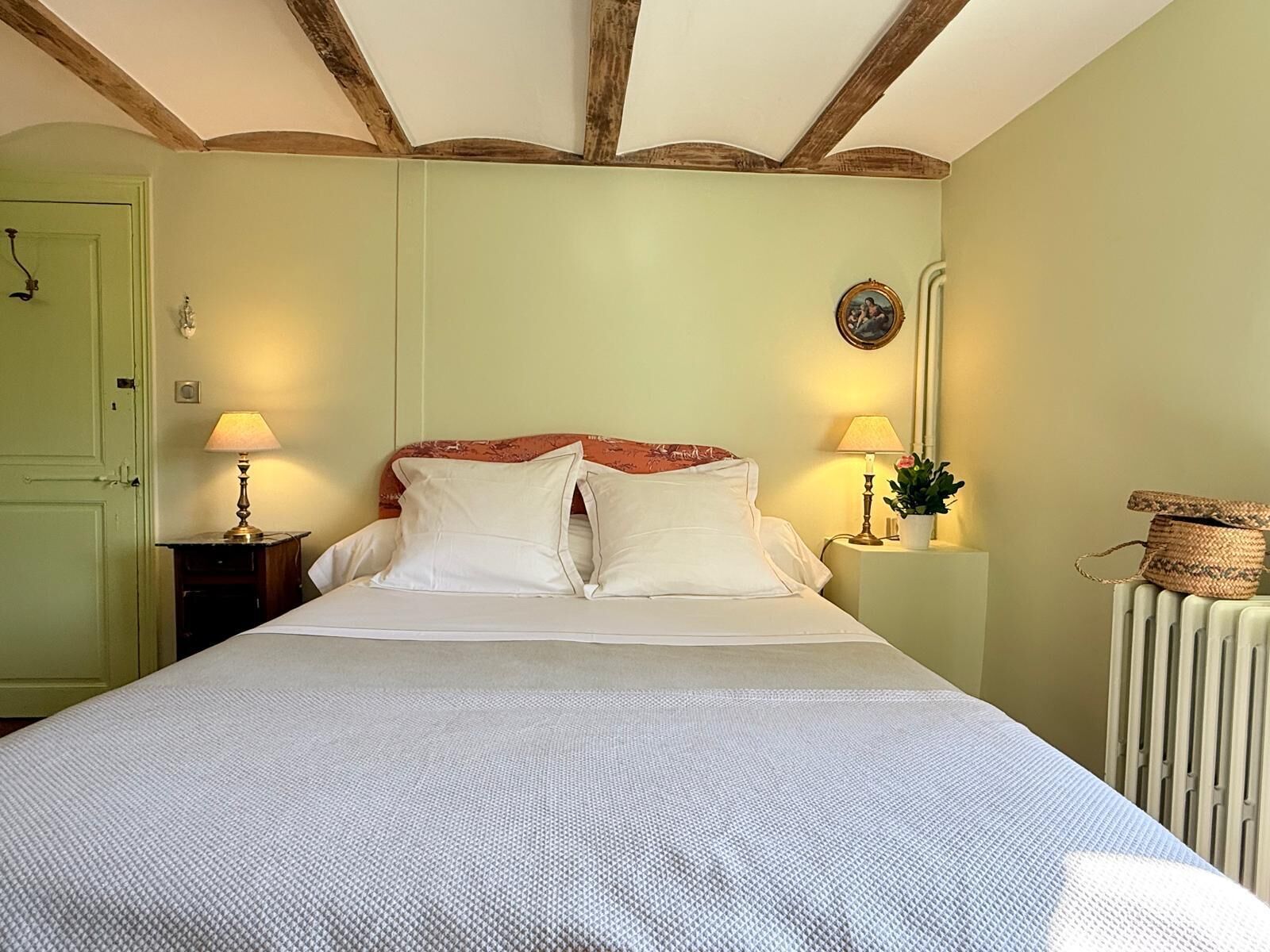 Fer et planche à repasser, Wi-Fi gratuit