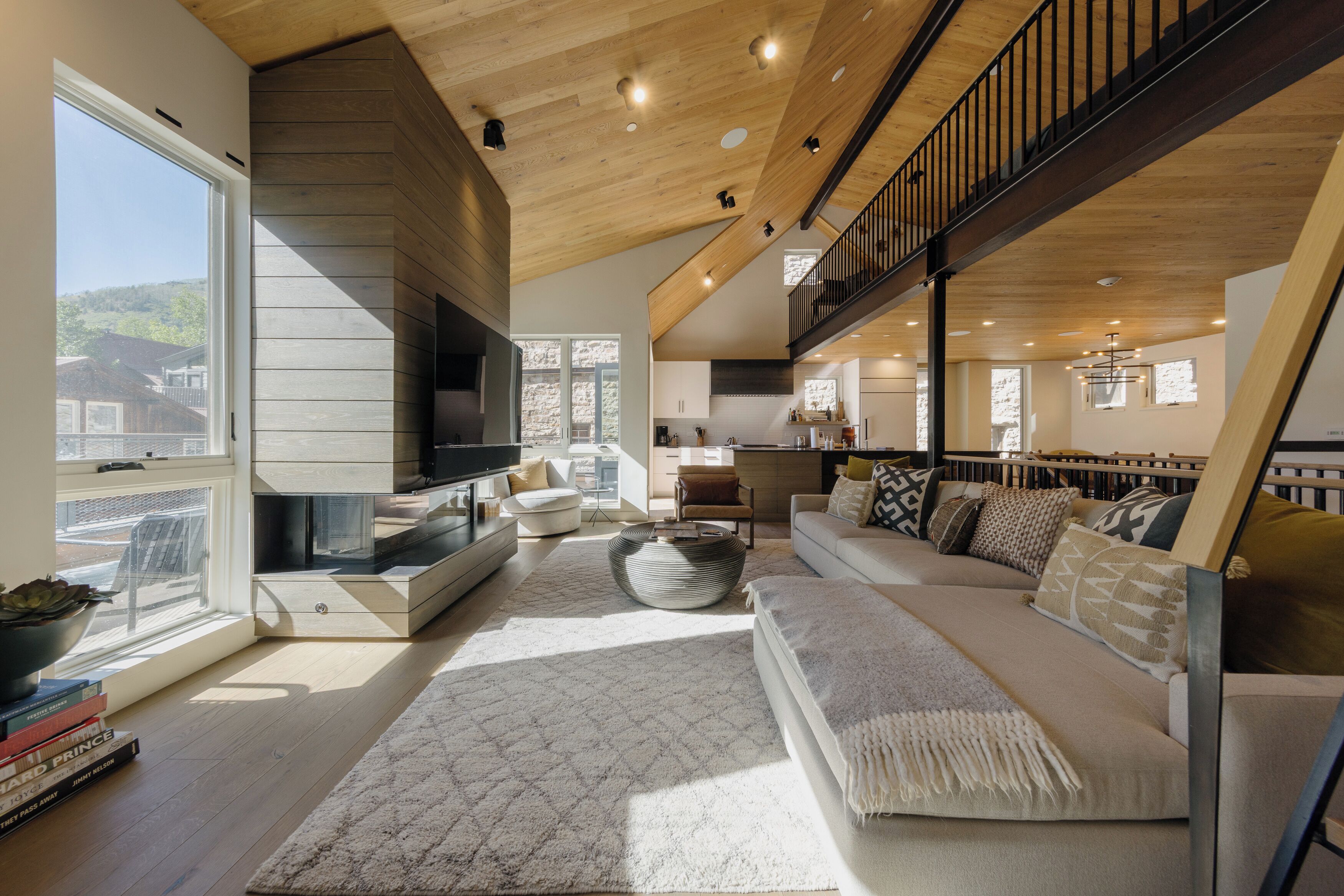 Modern Downtown Condo By Invitedhome | Bluegrass Fest, Walk To Shops/restaurants - Silverton, CO