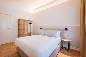 2 chambres, fer et planche à repasser, Wi-Fi gratuit, draps fournis