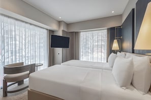 1 bedroom, Egyptian cotton sheets, premium bedding, minibar