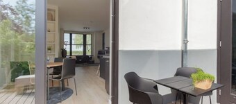 Amazing location - Modern designer apartment