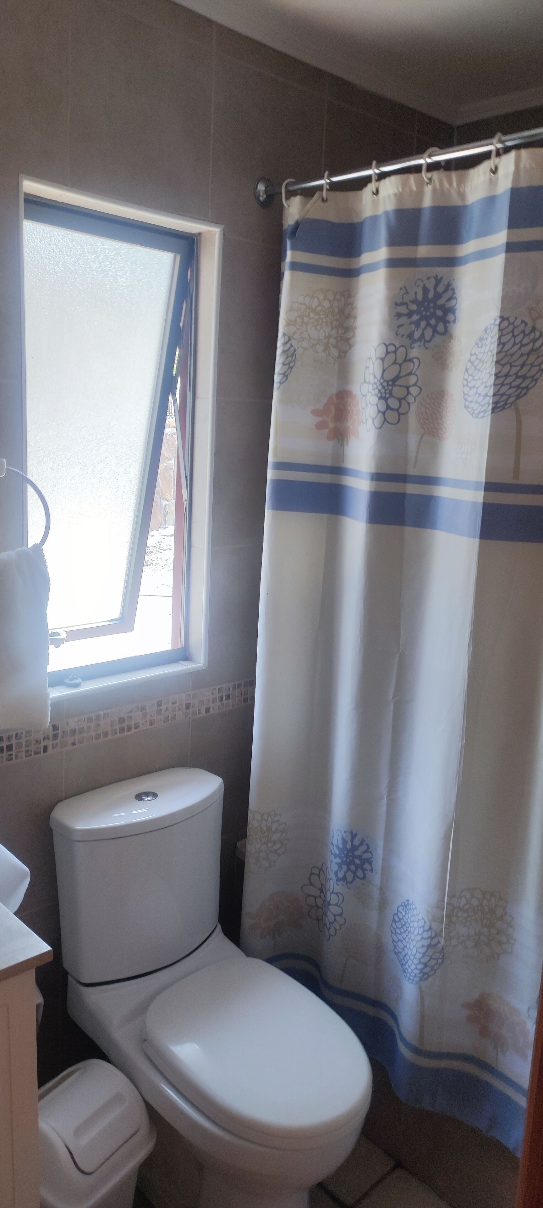 Free toiletries, hair dryer, towels, soap