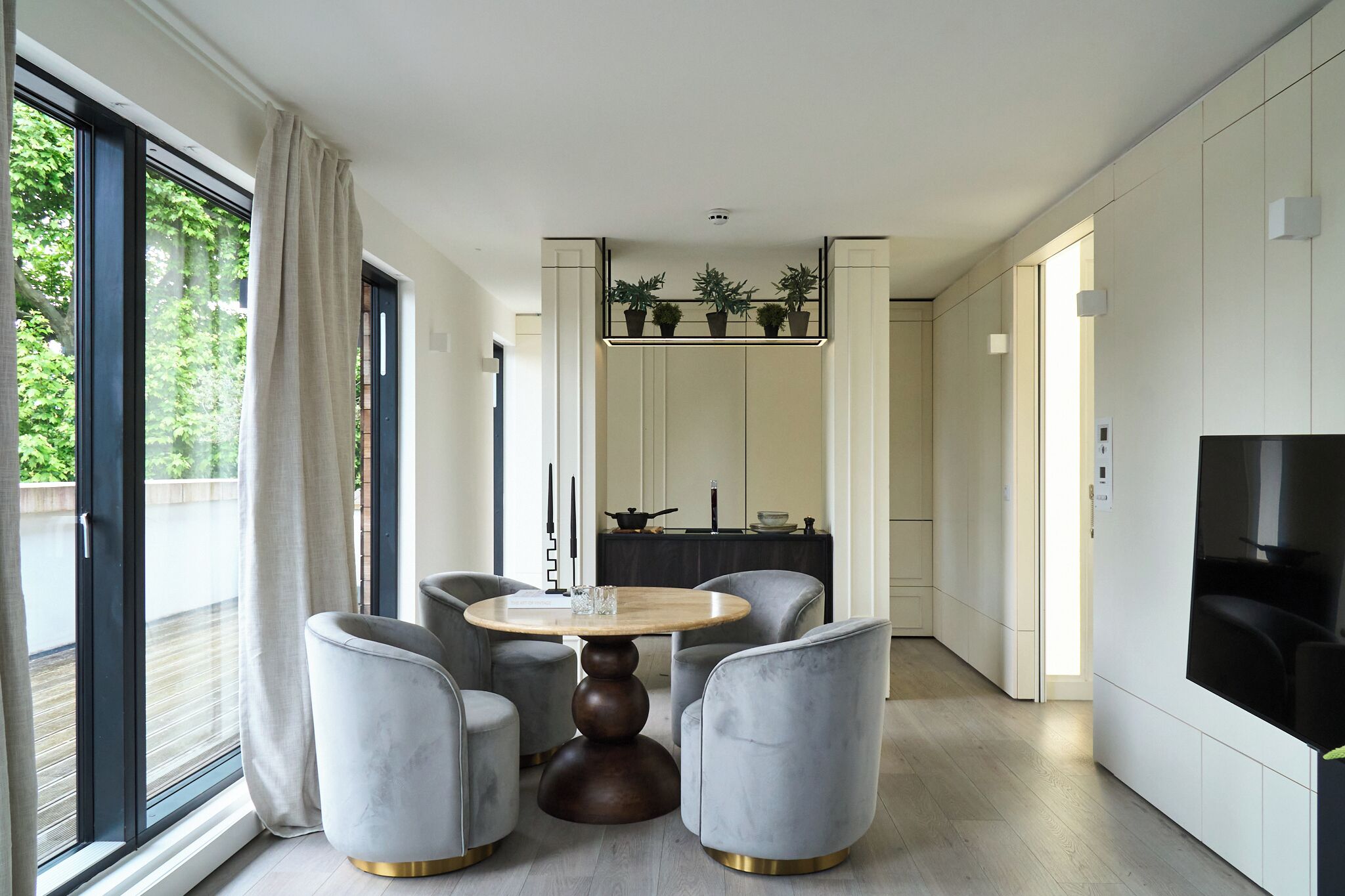 Apartment, 2 Bedrooms, Non Smoking | In-room dining