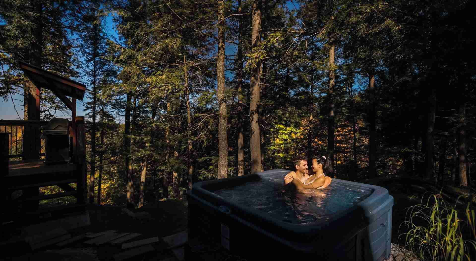 Outdoor spa tub