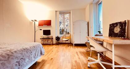 Your own private studio apartment with a beautiful garden