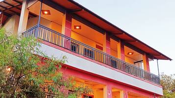 Fachada del alojamiento