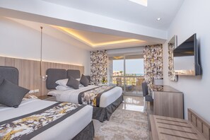 Premium Room | In-room safe, desk, free WiFi - Hurghada Long Beach Resort (Hurghada)