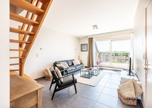 Apartment | Living room