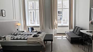 Deluxe Quadruple Room, City View