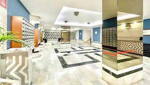 Apartment | Reception - Apartment in Malaga With Sea Views & Pool (Torremolinos)