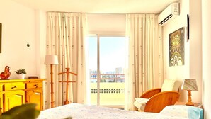 Apartment | 1 bedroom, bed sheets - Apartment in Malaga With Sea Views & Pool (Torremolinos)