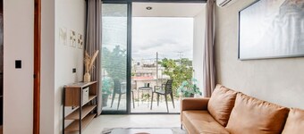 Stylish Apartment Near Malls & Siglo XXI by LAHOS