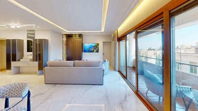 KING DAVID RESIDENCES- Luxury 3-bedroom apartment with POOL, GYM, PARKING
