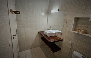 Towels, toilet paper
