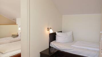 2 bedrooms, individually furnished, bed sheets