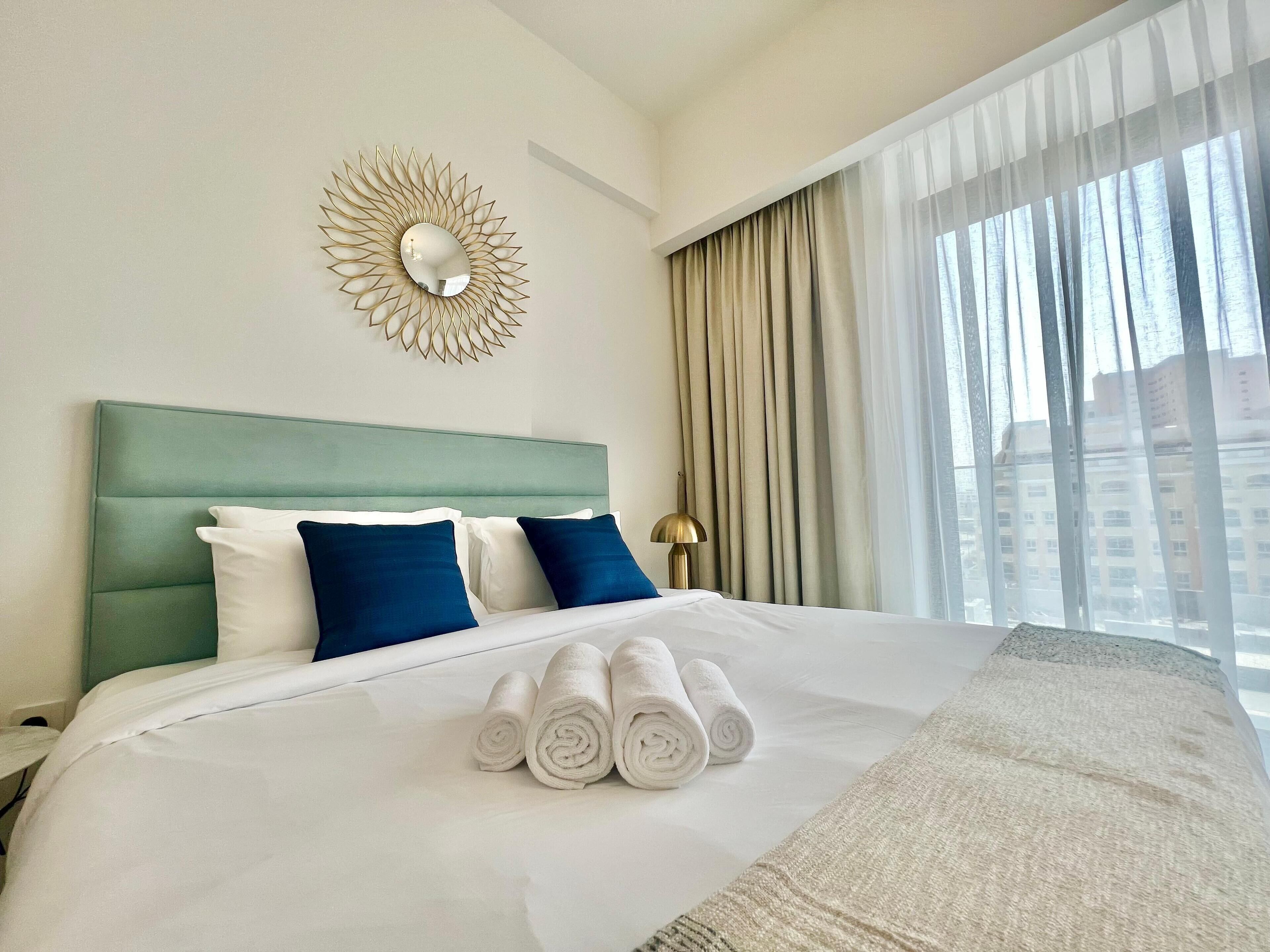 Deluxe Apartment, Balcony | 1 bedroom, desk, iron/ironing board, free WiFi