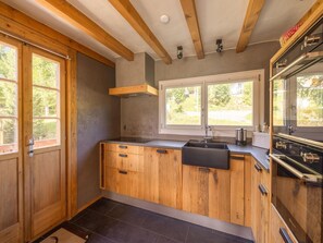 House | Private kitchen | Electric kettle, high chair - 8p Chalet in the Mountains Near Fiesch ski Area (Fiesch)