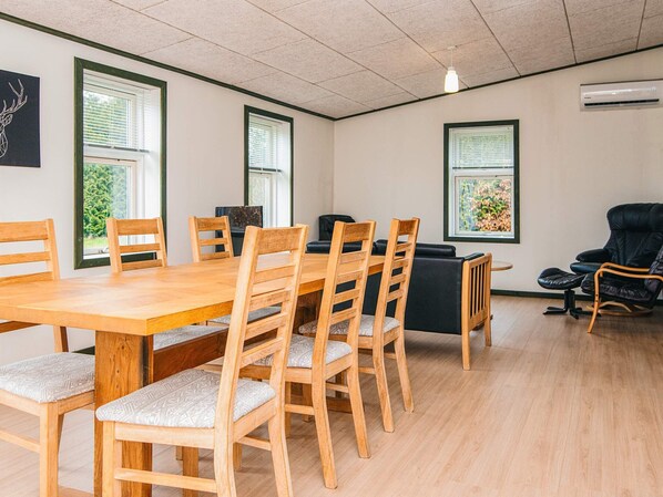 House | Interior - 4 Star Holiday Home in Hovborg (Hovborg)