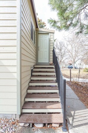 Exterior detail - Hip Strip Haven | 4 Blocks to DT, River & Trails (Missoula)
