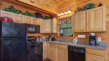 Refrigerador, microondas, horno y lavavajillas