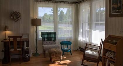 Seaview Beach Bungalow