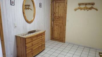 House | Bathroom