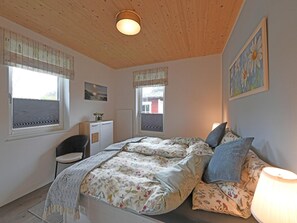 Hus | 3 soverom, individuelt innredet og strykejern/-brett