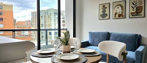 Apartment (616)