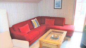 House | Living room - Skandinavisches Ferienhaus in Mirow (Mirow)