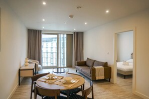 Leilighet, 1 soverom, ikke-røyk | Spiseområde på rommet