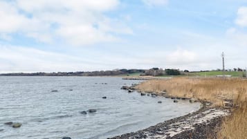 House | Water view