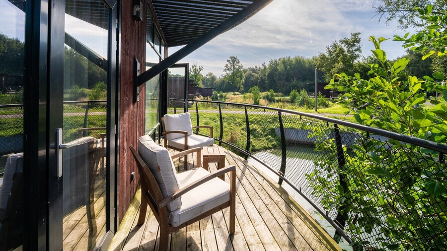 Duplex by Fouage Pond in Award-winning Park