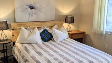 2 makuuhuonetta, työpöytä, silitysrauta/-lauta, Wi-Fi