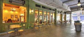 Luxury 1 bedroom apartment in Santana Row, San Jose