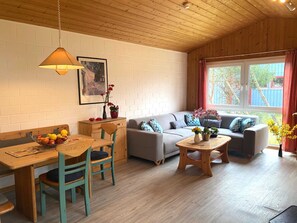 Living room - Ferienhaus im Ferienpark Mirow (Mirow)