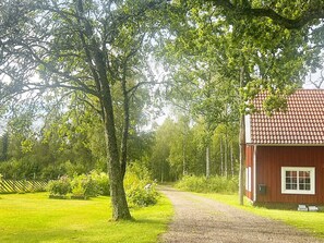 Exterior - 5 Person Holiday Home in Linneryd (Linneryd)