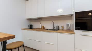 Comfort Apartment | Private kitchen | Electric kettle