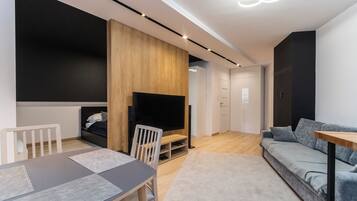 1 bedroom, soundproofing, iron/ironing board, free WiFi